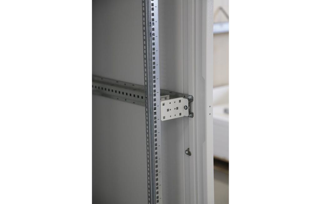 Шкаф напольный 19”,47U(800X1000), ШТ-НП-47U-800-1000-ПП, двери перф. ССД