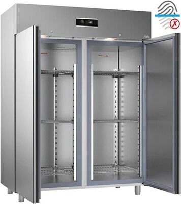 Холодильный шкаф Sagi HD15BT