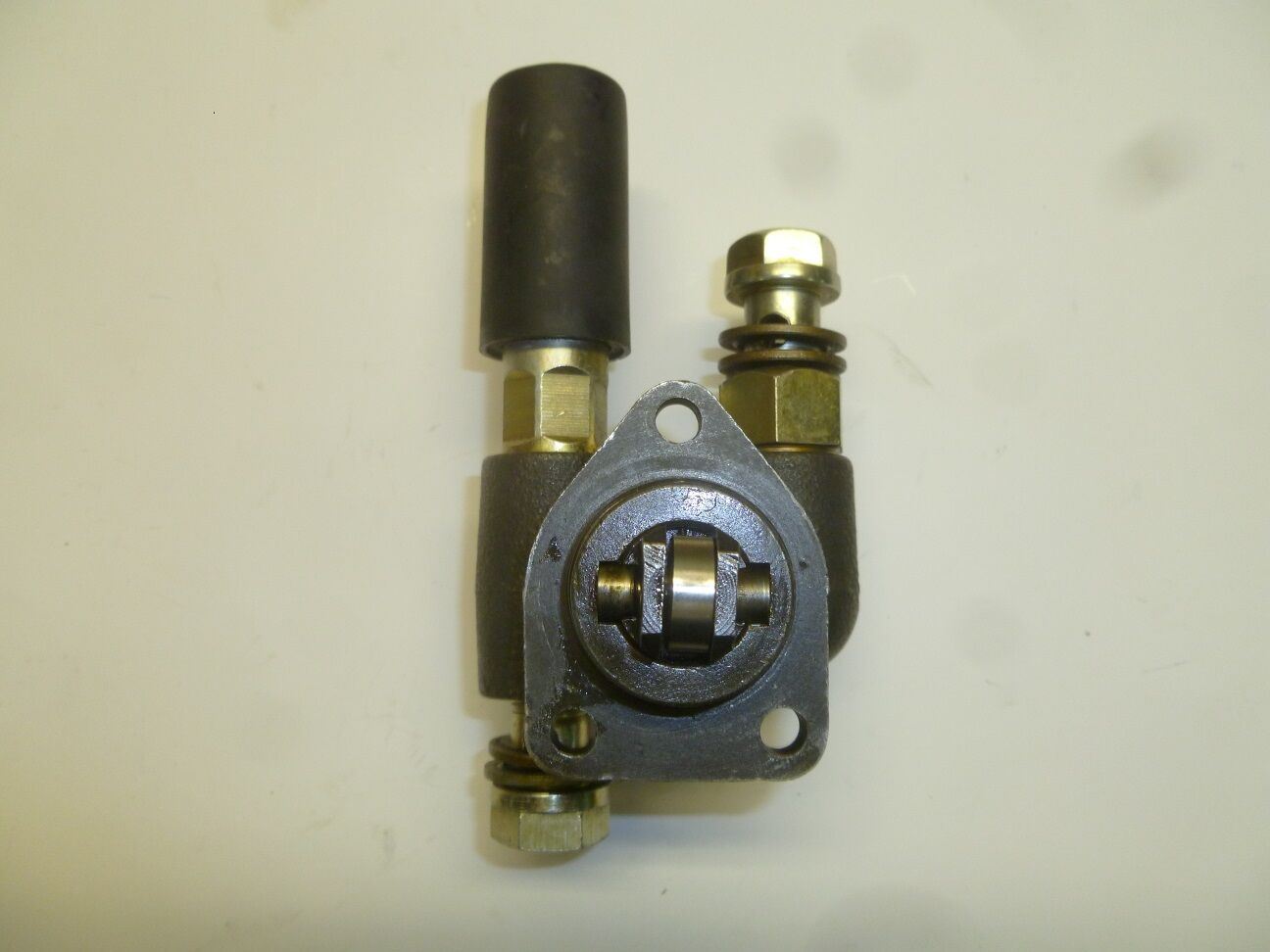 Ручная подкачка. TSS насос ручной подкачки топлива TDQ 20 4l/hand primer Pump [299660]. Помпа ручной подкачки топлива МАЗ. Соленоид ТНВД 12v. Насос ручной подкачки Камминз.