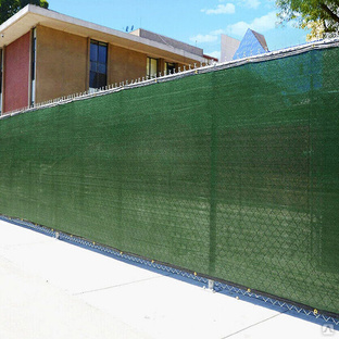 Забор из фасадной пластиковой сетки ячейка 150х170 мм, 2х10 м