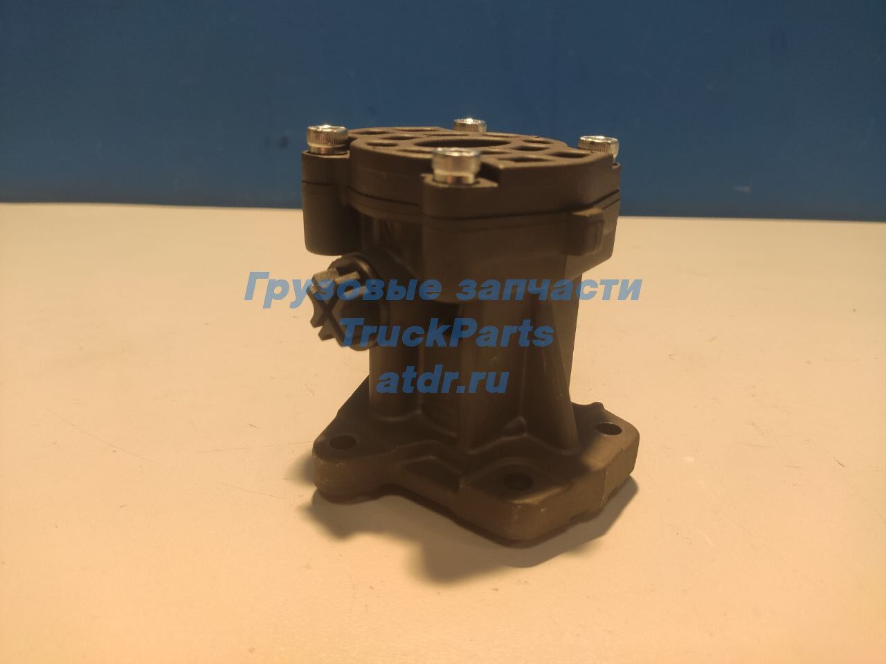 Насос топливный низкого давления MAN TGA TGS TGX мотор D2066