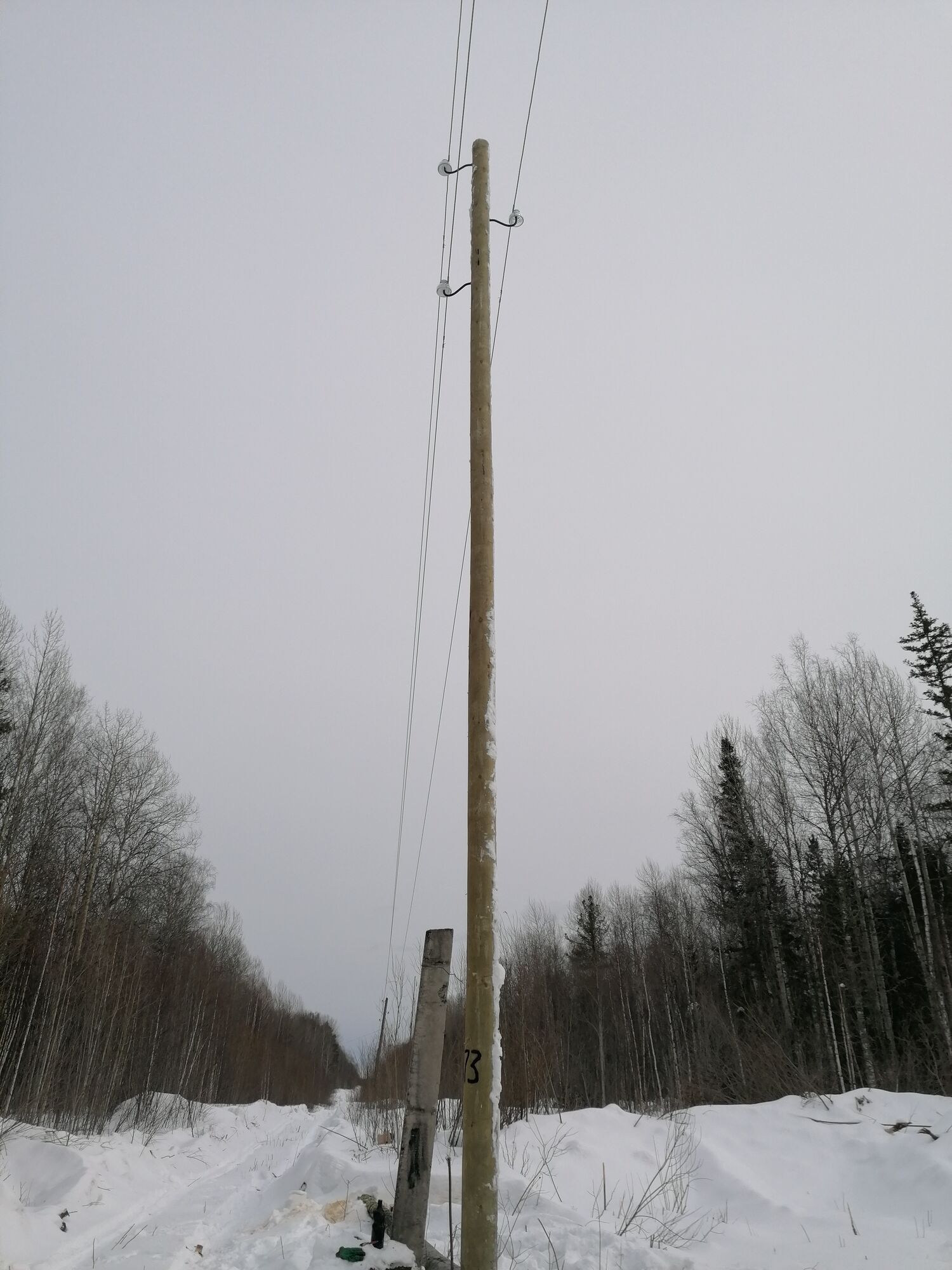 Замена деревянной опоры линии электропередачи 11 м