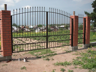 Ворота распашные для загородного дома по индивидуальным размерам #1