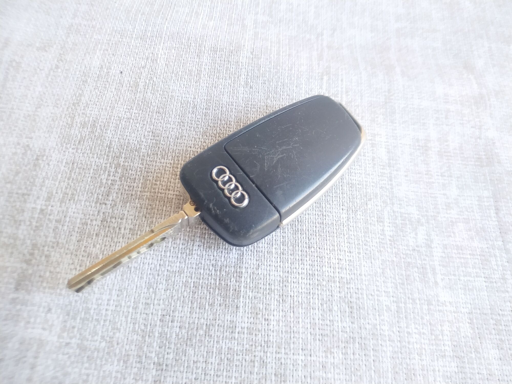 Ключ замка зажигания Audi